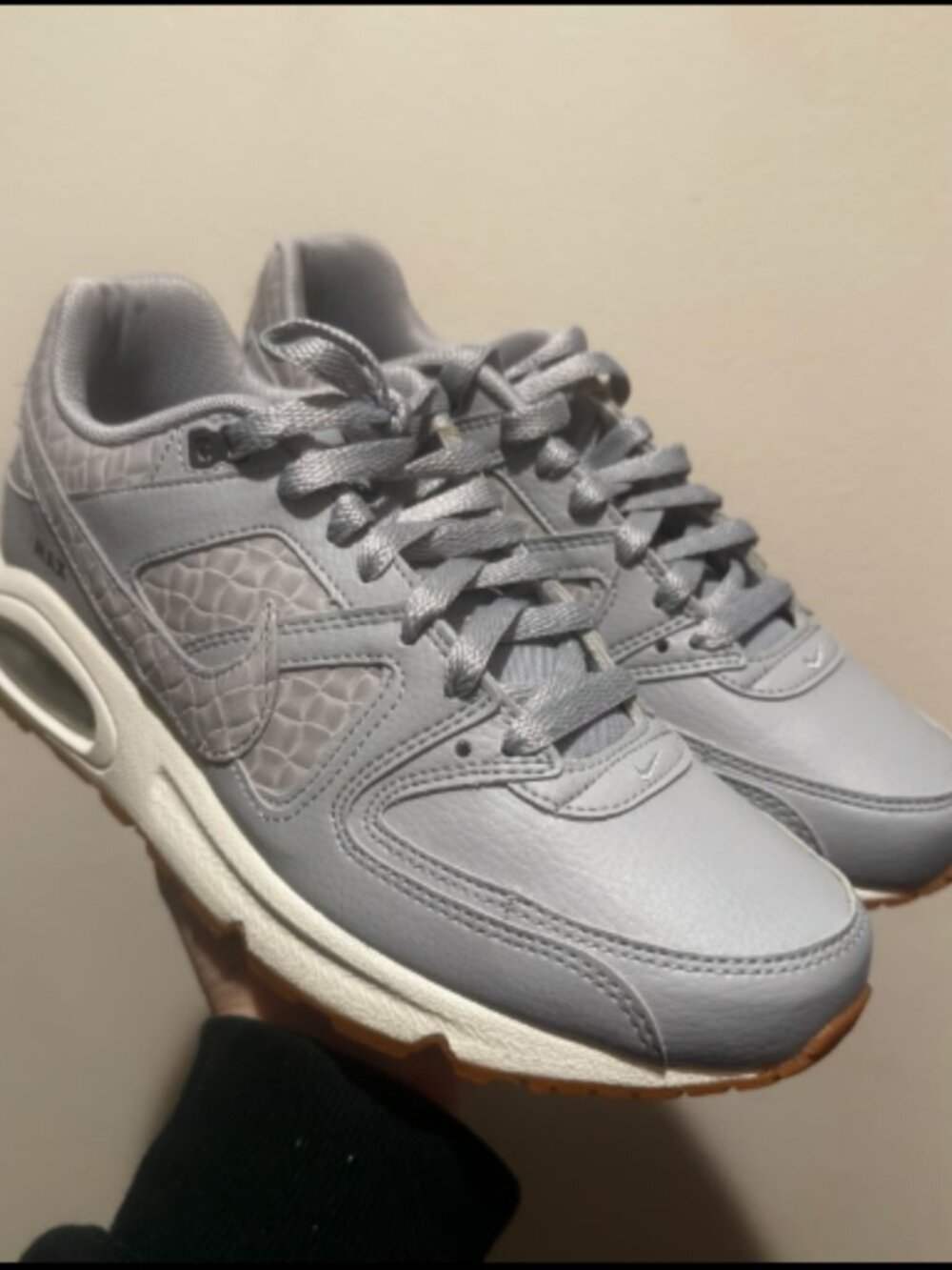 Women’s Nike Sz 9 Air Max Command Premium